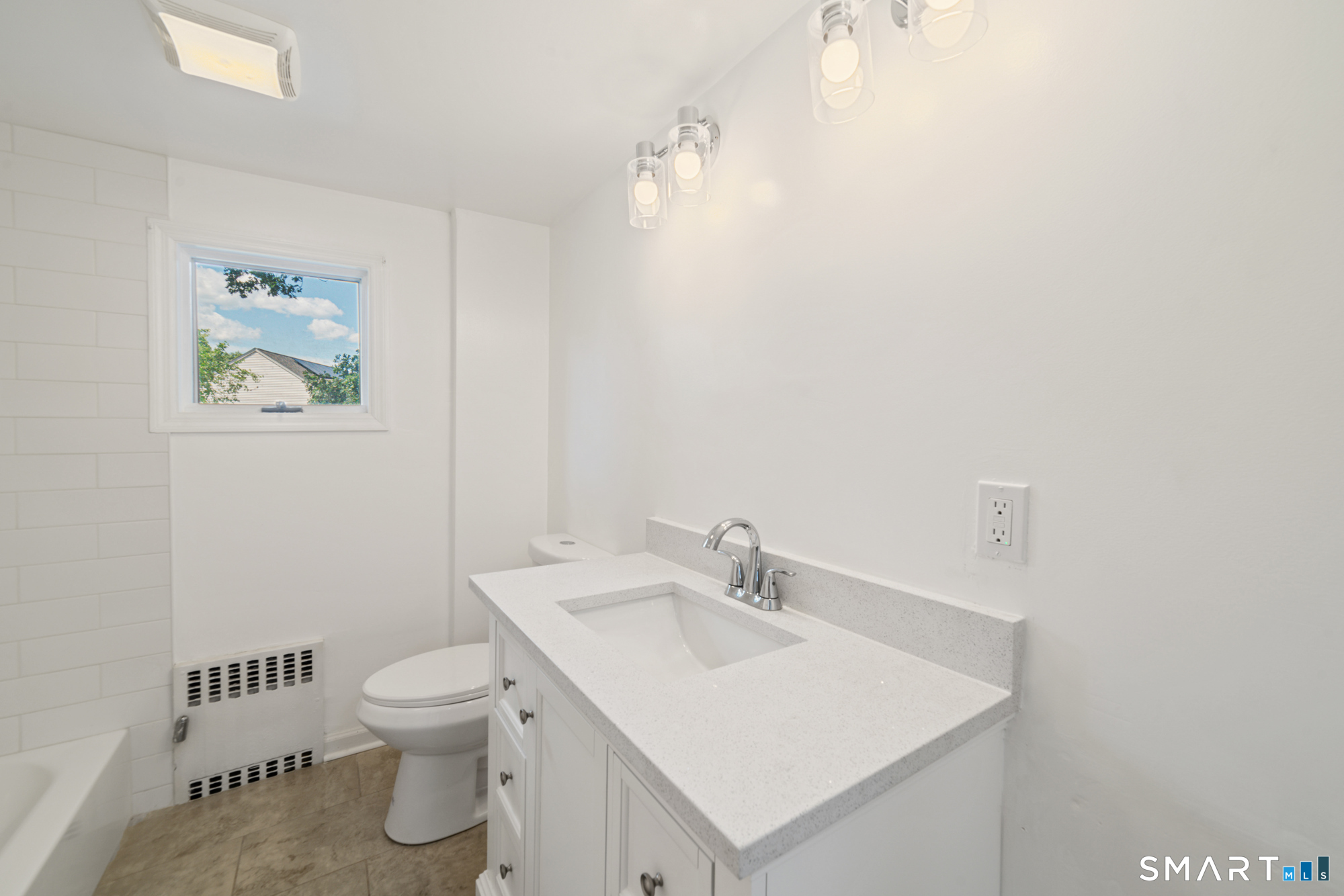 48 Lardner Road Bristol, CT 06010 - Photo 32 of 40