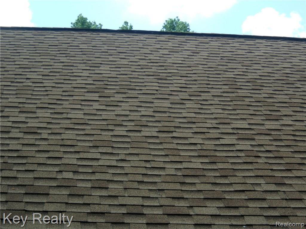 8925 Farmington Road Livonia, MI 48150 - Photo 14 of 56 NEW ROOF