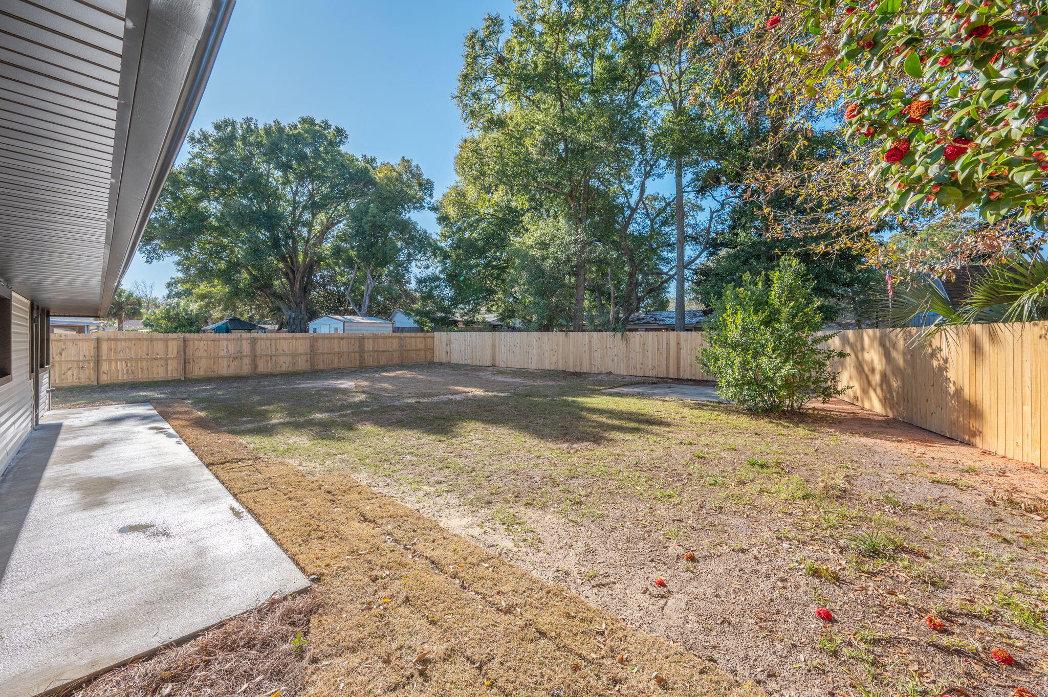 118 Ferry Road Northeast Fort Walton Beach, FL 32548 - Photo 36 of 51 a view of backyard with green space