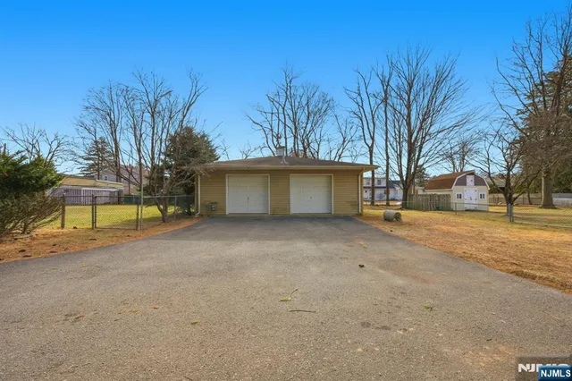 $834,500 | 70 Weinmanns Boulevard, Wayne, NJ 07470