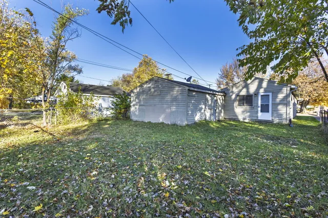 $1,265 | 30061 Hazelwood Street, Inkster, MI 48141