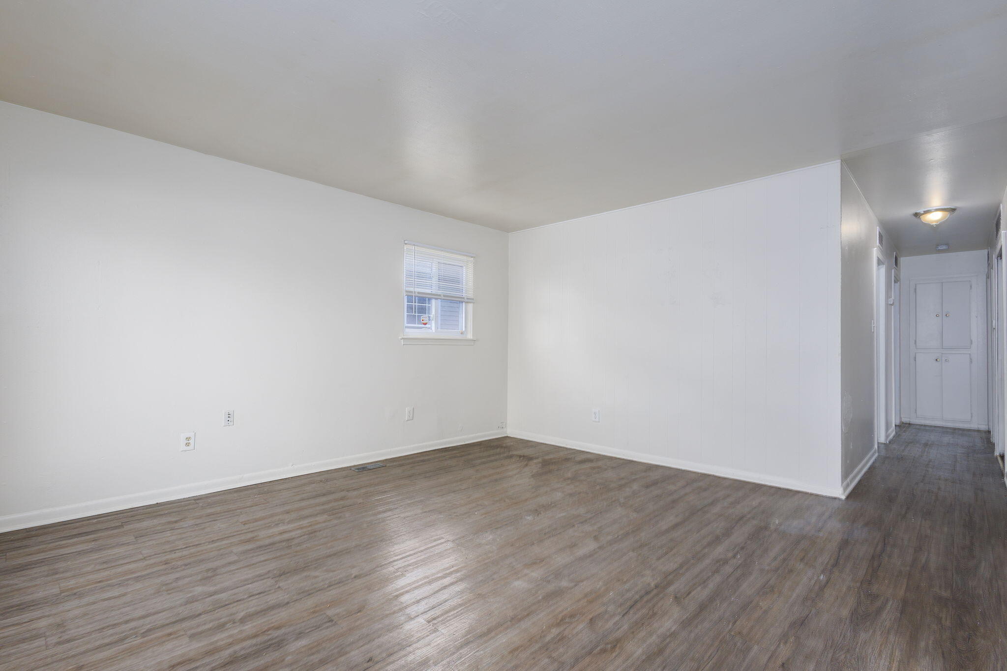 30061 Hazelwood Street Inkster, MI 48141 - Photo 5 of 20 5-WEB-~1