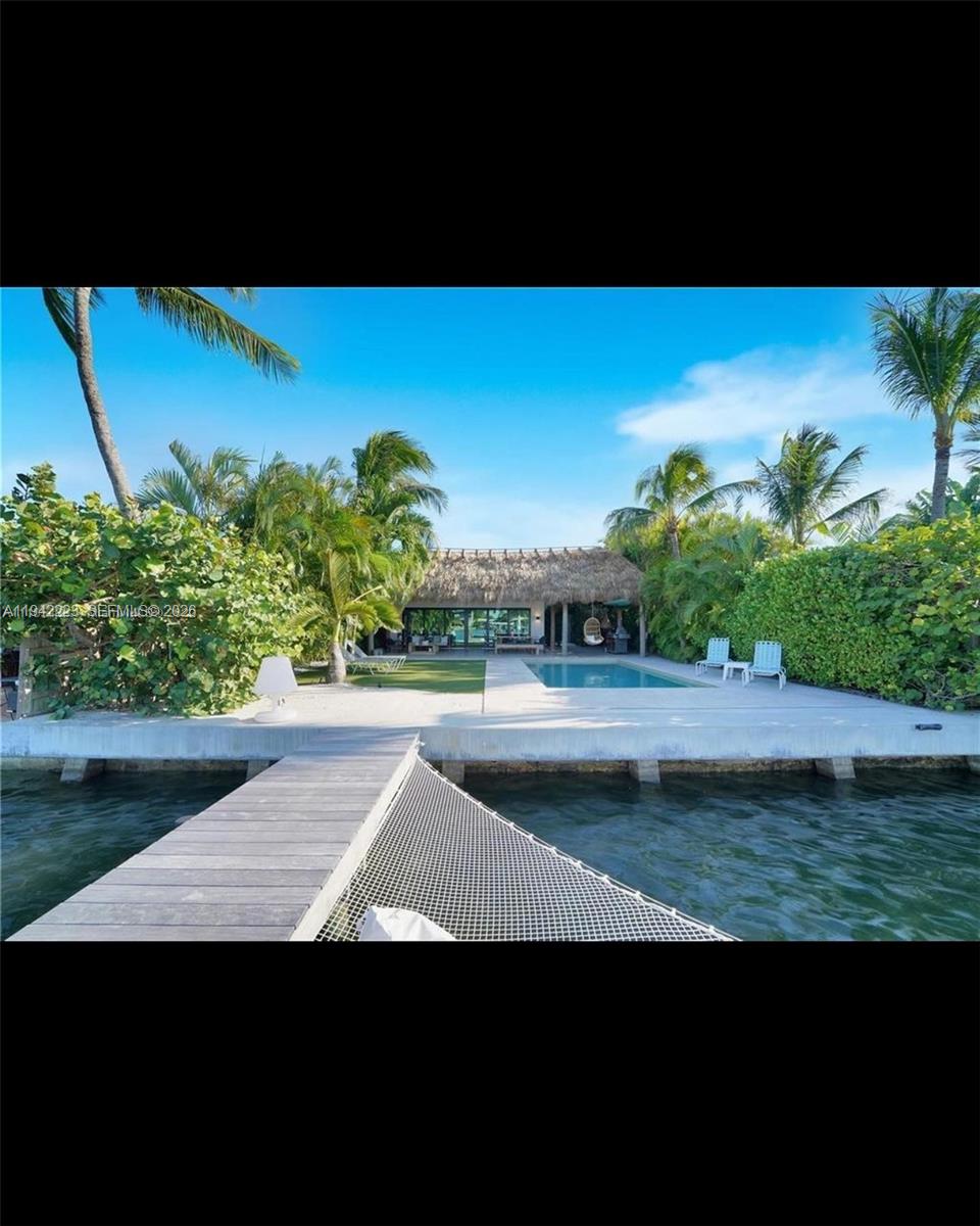 811 86th Street Miami Beach, FL 33141 - Photo 4 of 13 a view of a back yard