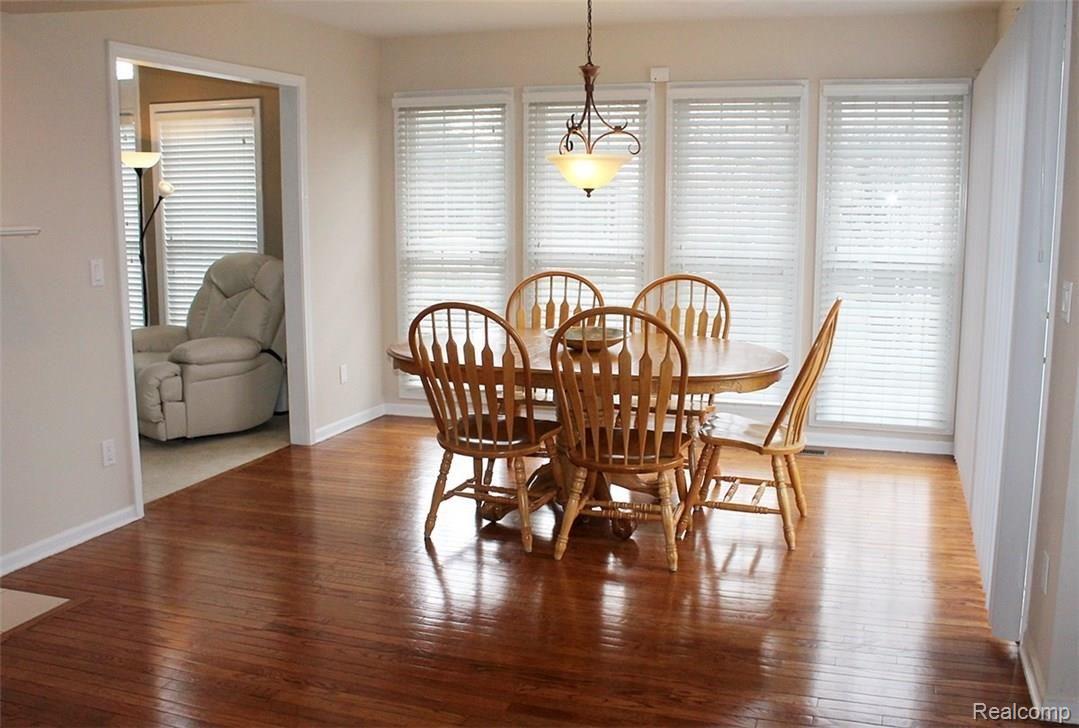 47193 Eastbourne Road Canton, MI 48188 - Photo 26 of 59 IMG_3391.JPG
