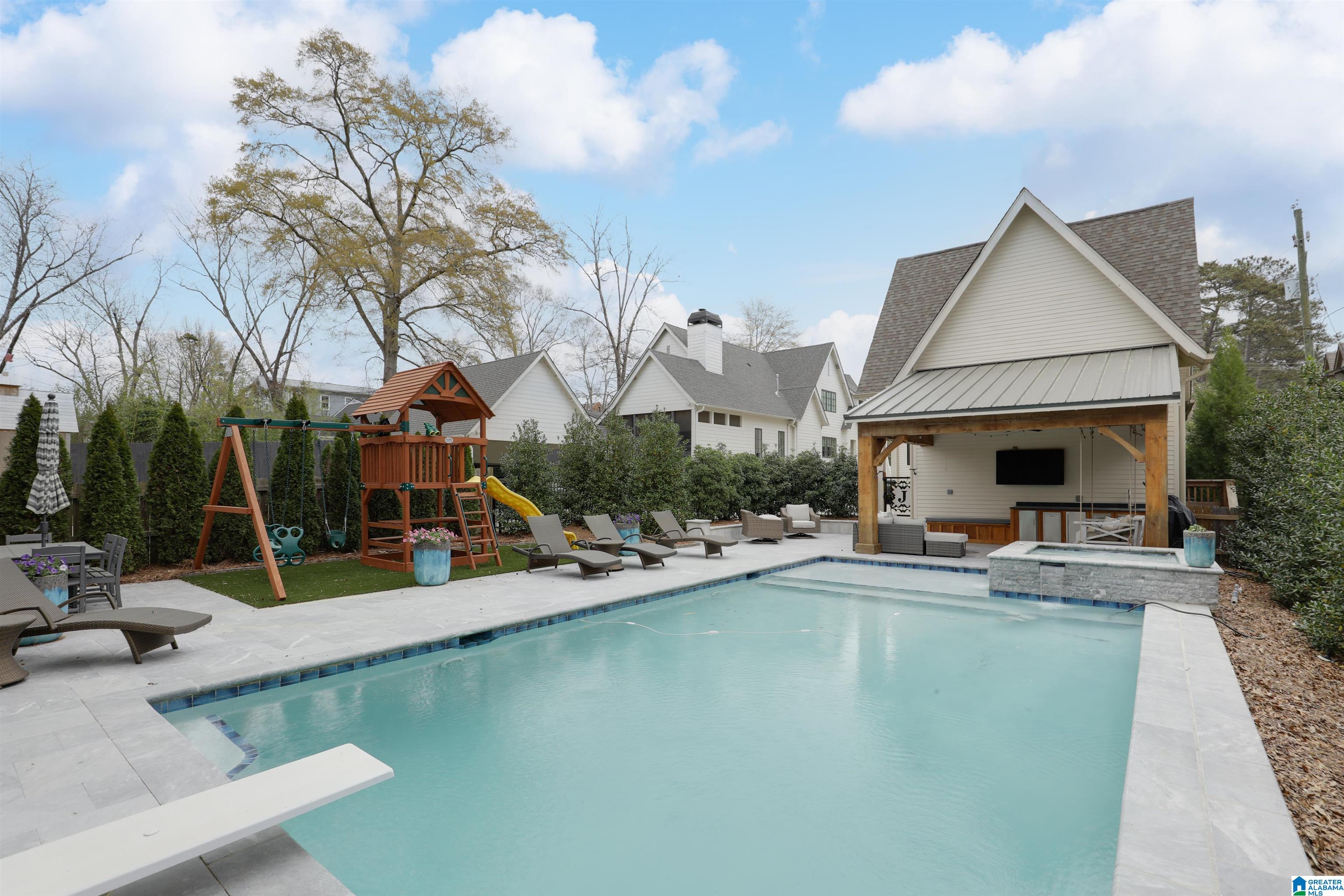 114 Ridge Road Birmingham, AL 35209 - Photo 9 of 50