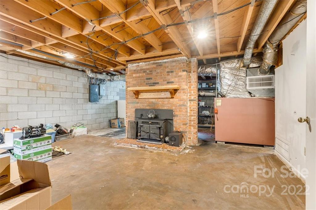 740 North Beersheba Road Clover, SC 29710 - Photo 19 of 46 a view of livingroom with fireplace and couch