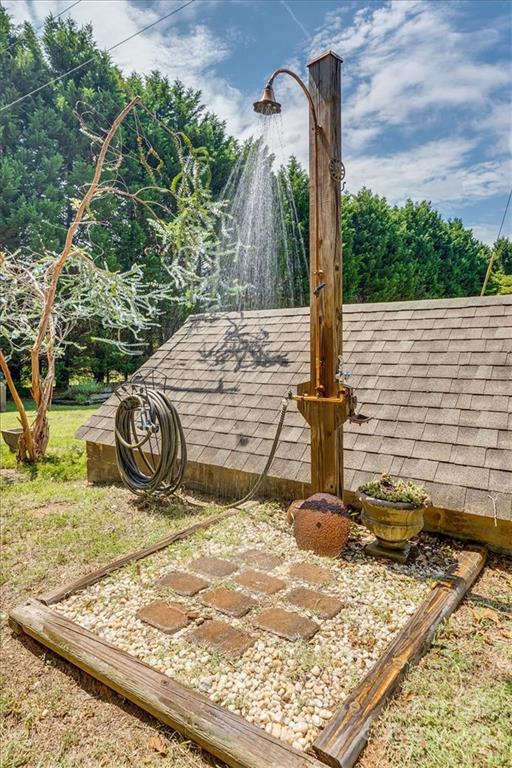 740 North Beersheba Road Clover, SC 29710 - Photo 28 of 46 a view of a bench in the backyard