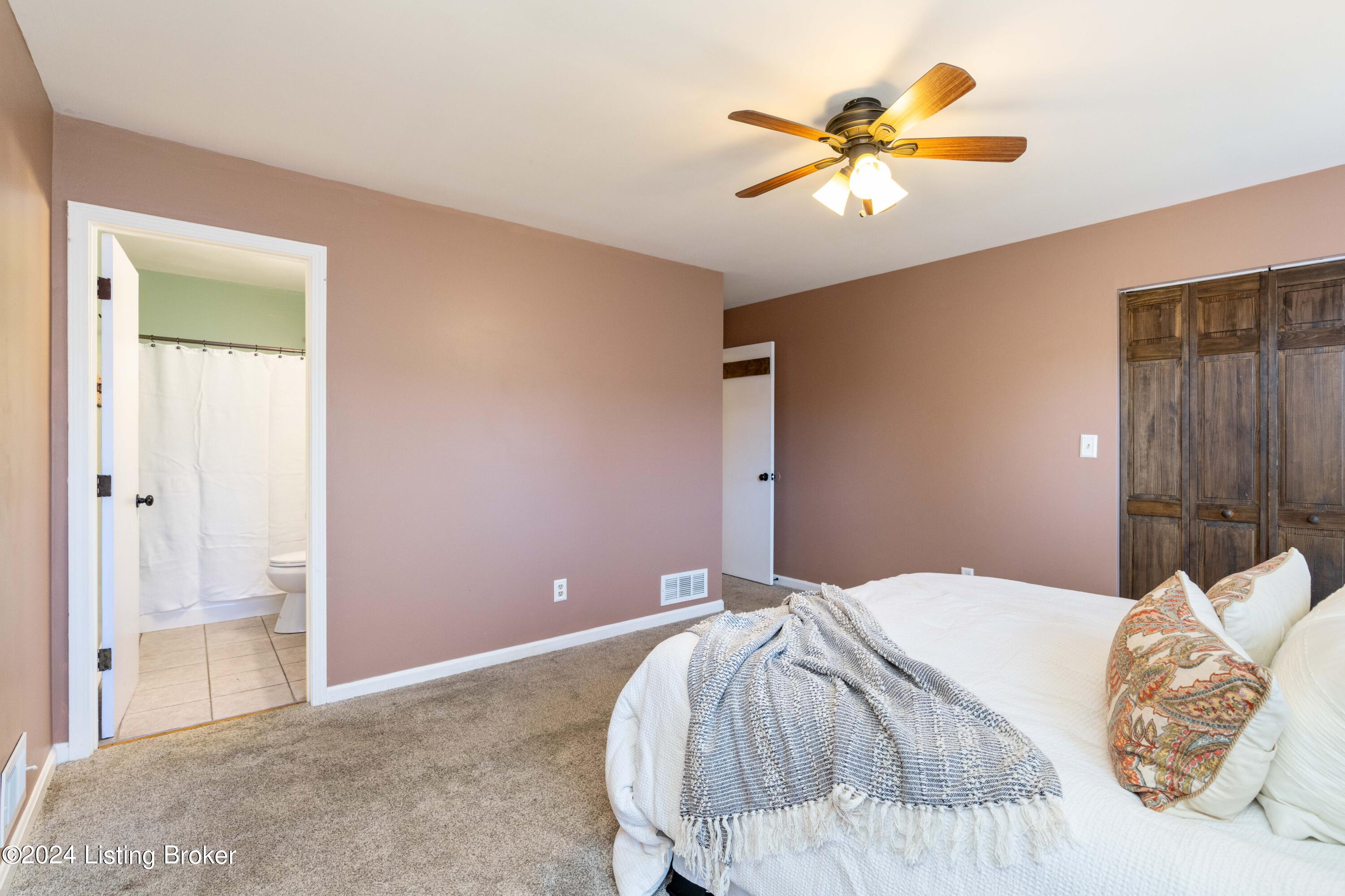 1013 Clerkenwell Road Louisville, KY 40207 - Photo 25 of 48 1013 Clerkenwell Rd-36