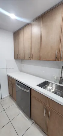 $2,000 | 500 Northeast 2nd Street, Unit 213, Dania Beach, FL 33004