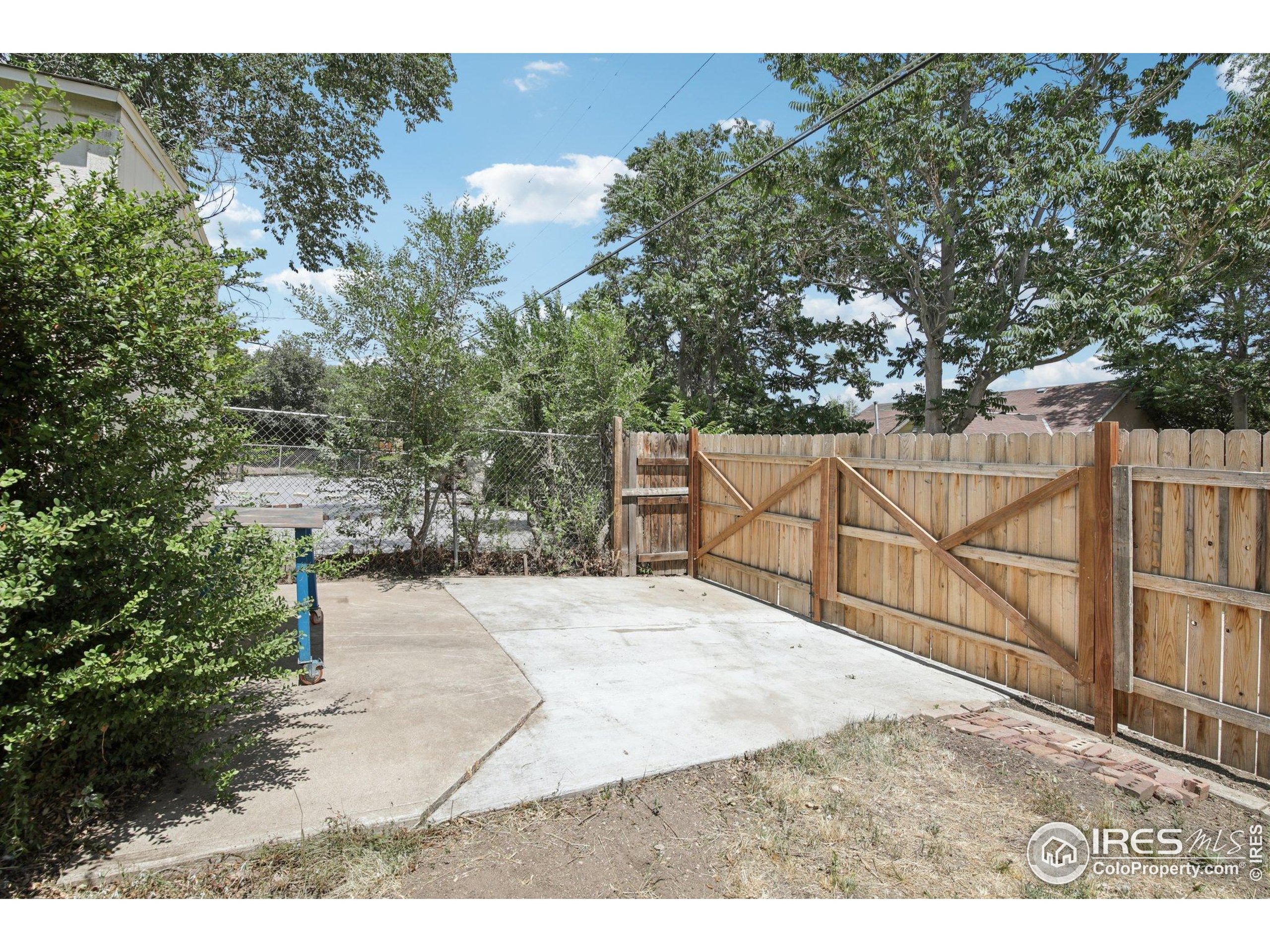 1110 South Quitman Street Denver, CO 80219 - Photo 35 of 43 a view of outdoor space