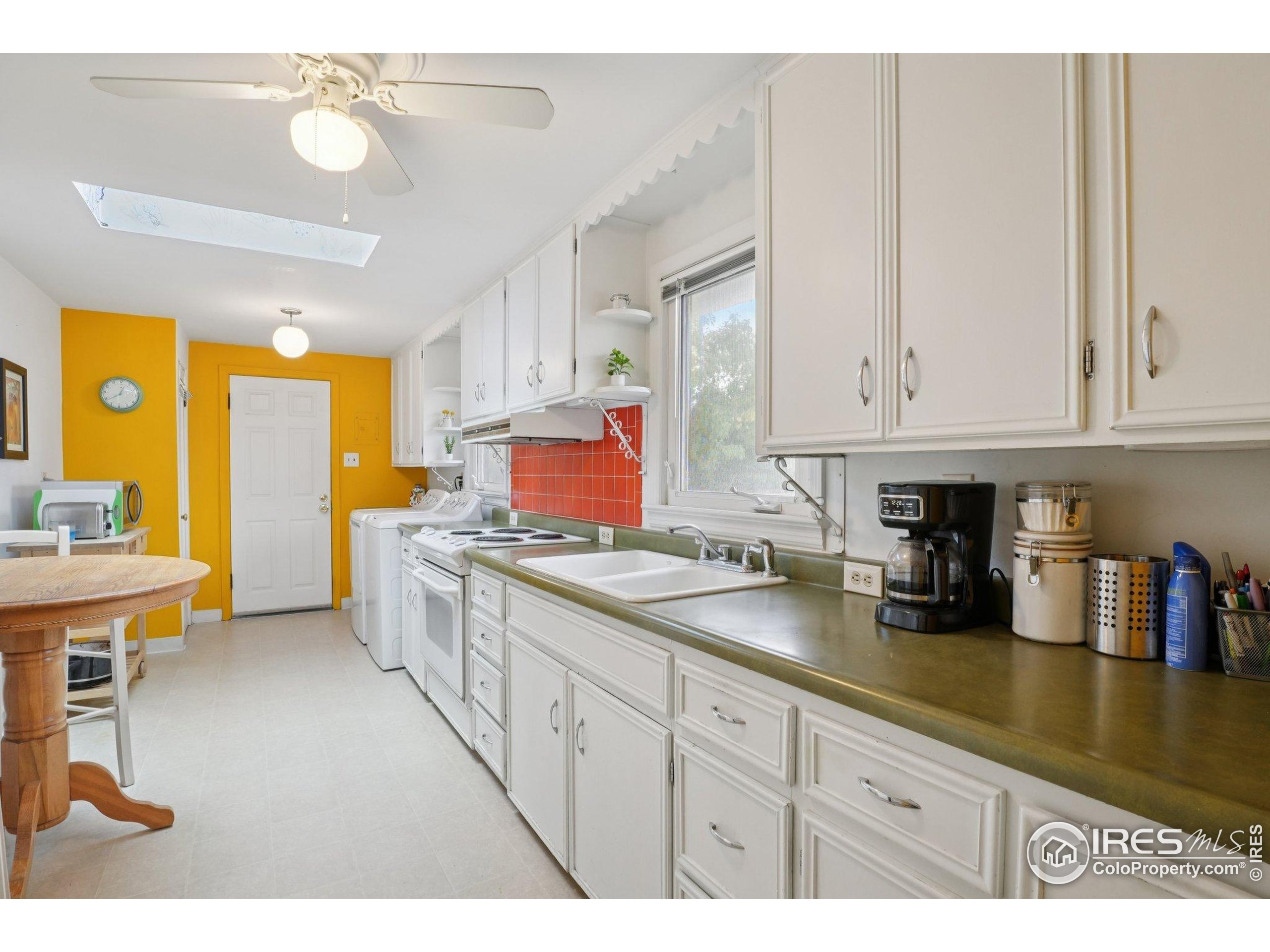 1110 South Quitman Street Denver, CO 80219 - Photo 8 of 43