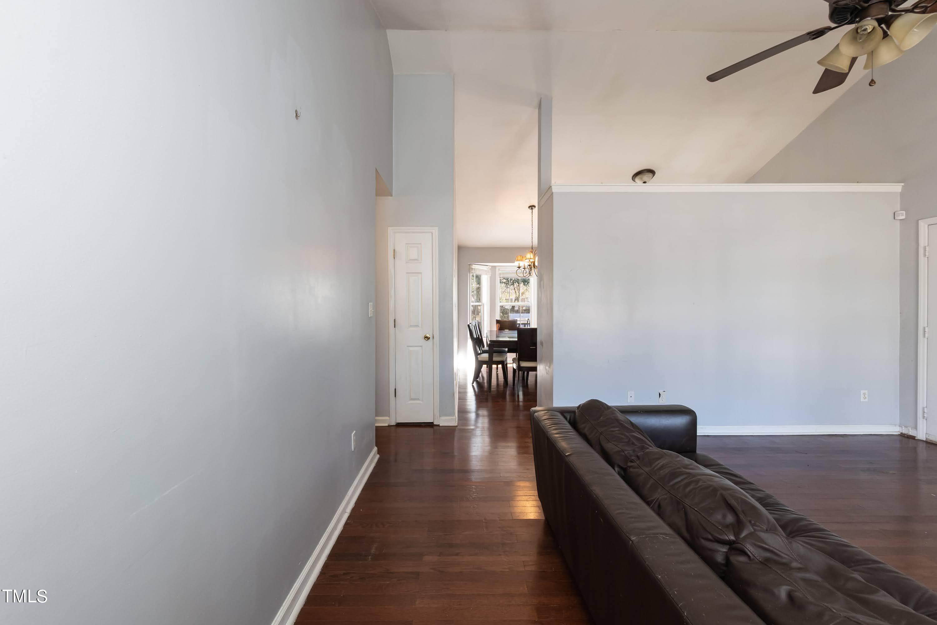 5708 Angelfish Court Raleigh, NC 27610 - Photo 5 of 29 Enterance 01