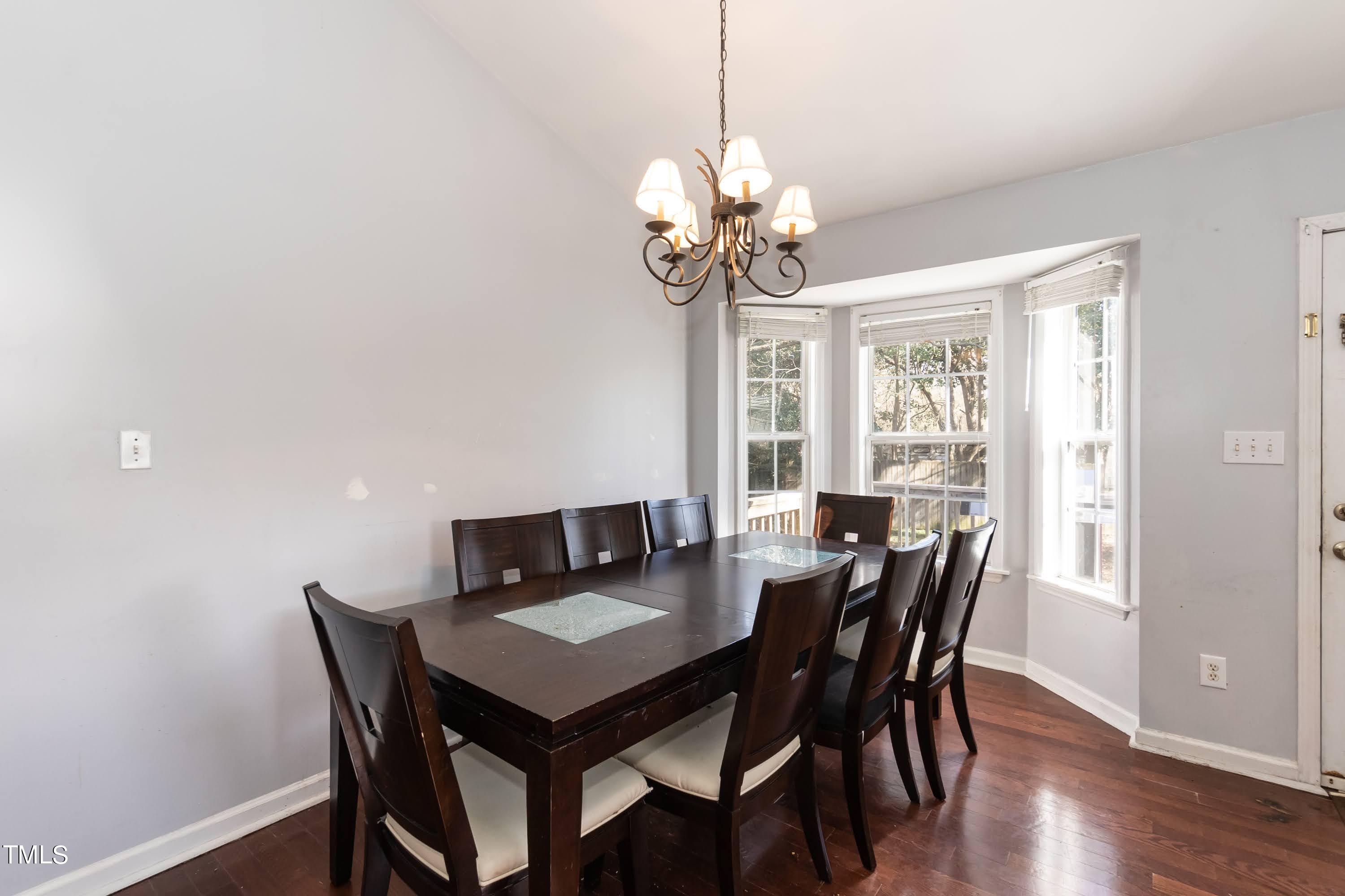 5708 Angelfish Court Raleigh, NC 27610 - Photo 8 of 29 Dining 01