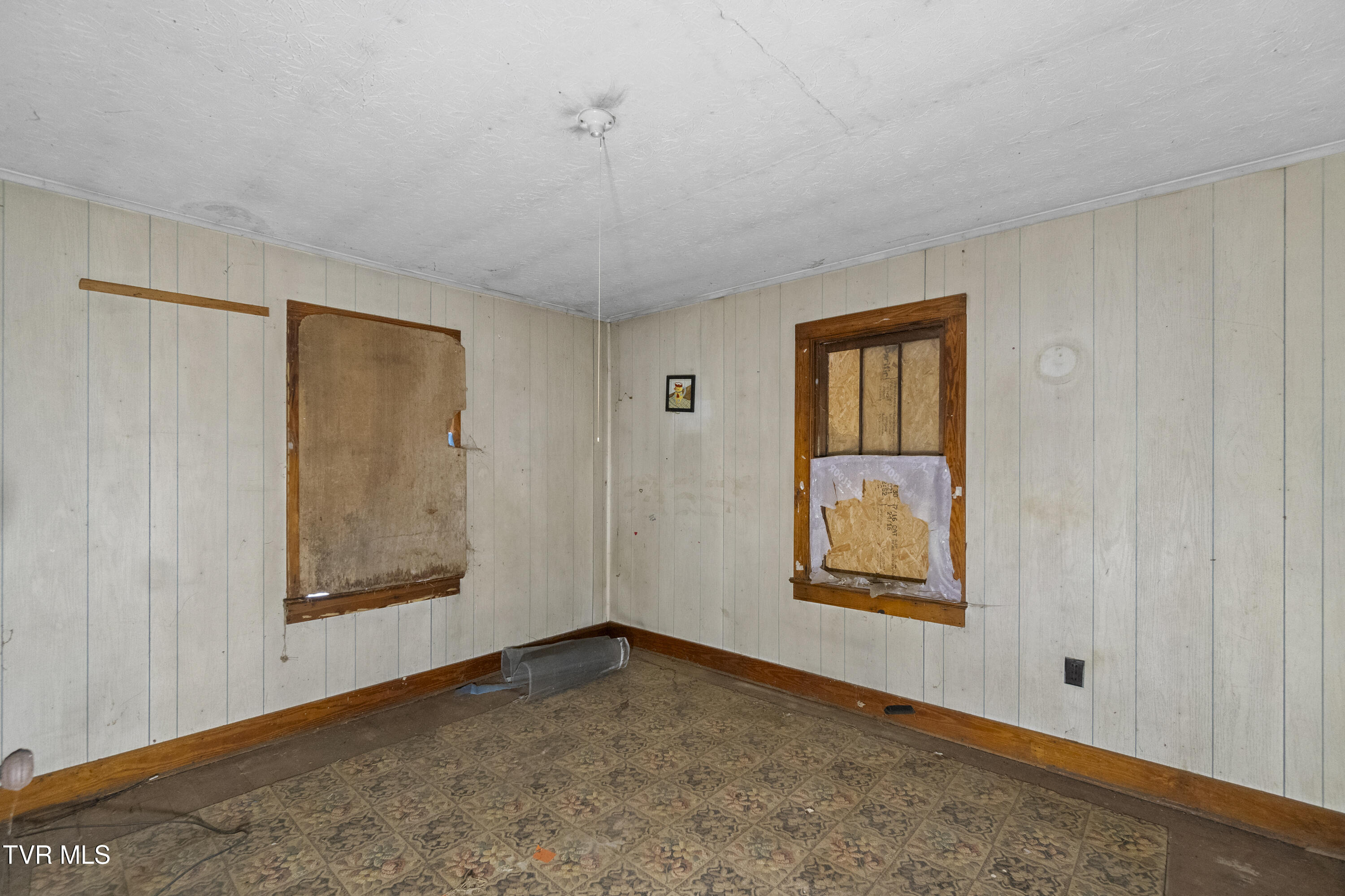 663 6th Street Newport, TN 37821 - Photo 21 of 30 DSC07339