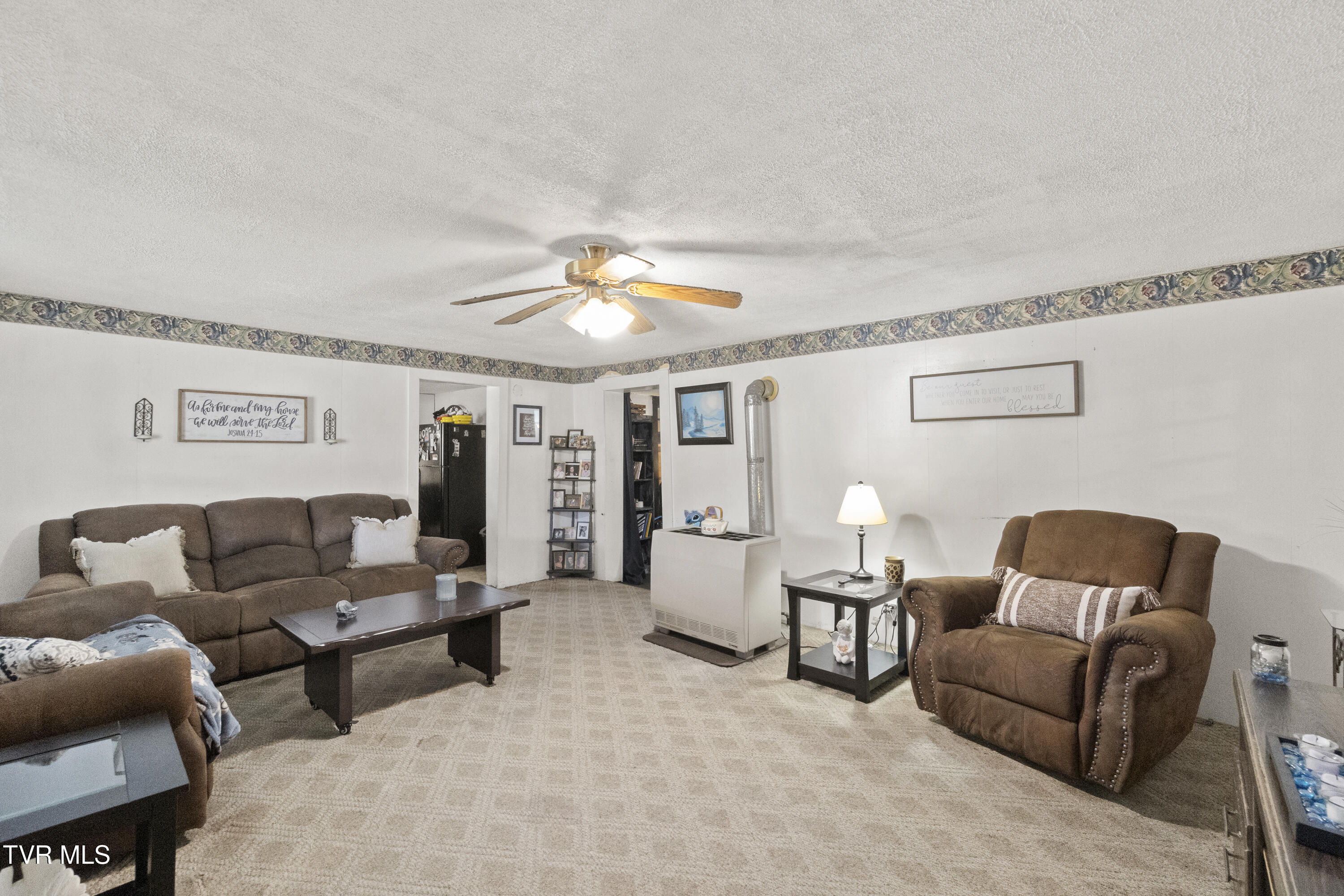 663 6th Street Newport, TN 37821 - Photo 4 of 30 DSC07357