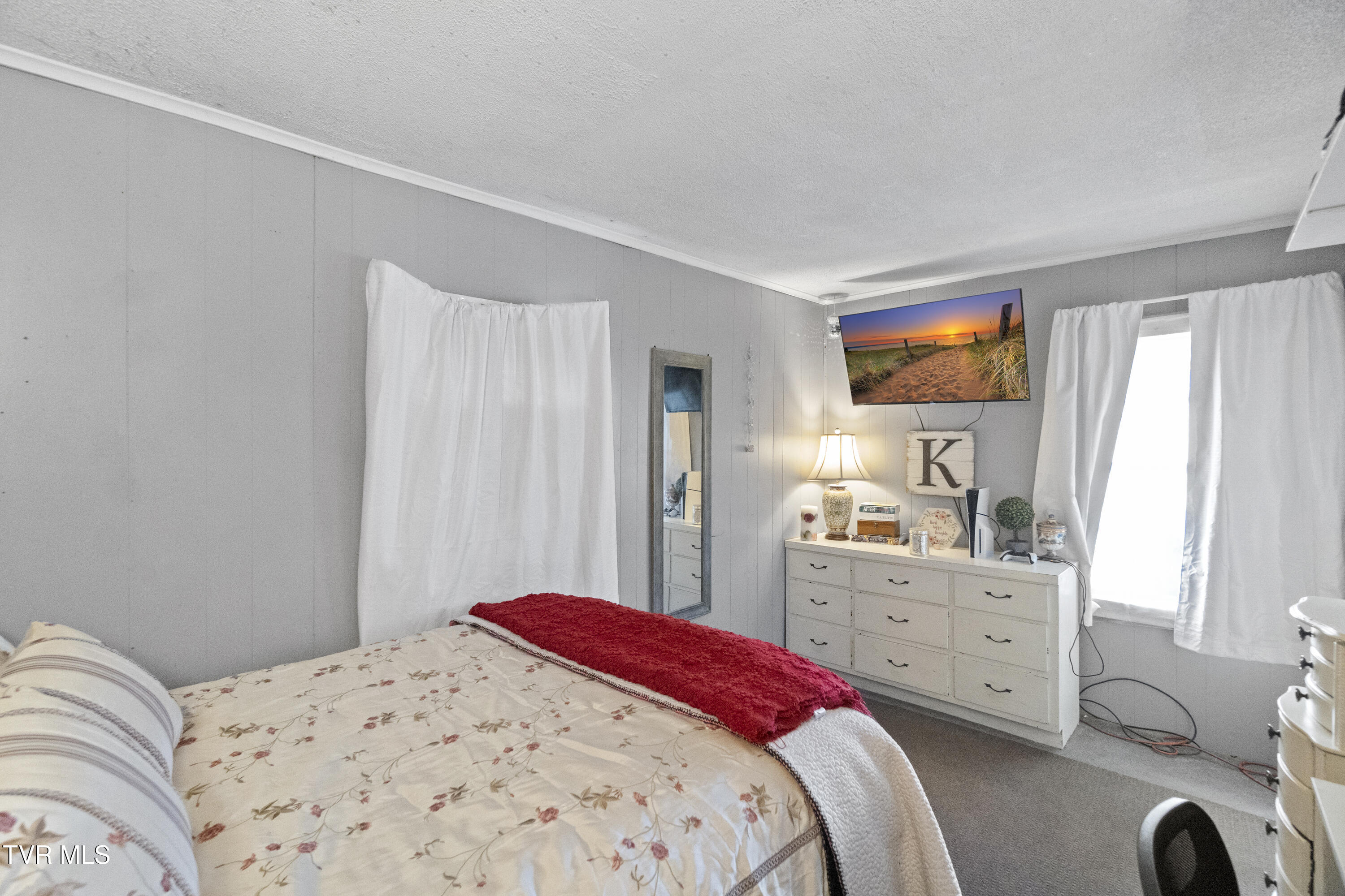 663 6th Street Newport, TN 37821 - Photo 9 of 30 DSC07354