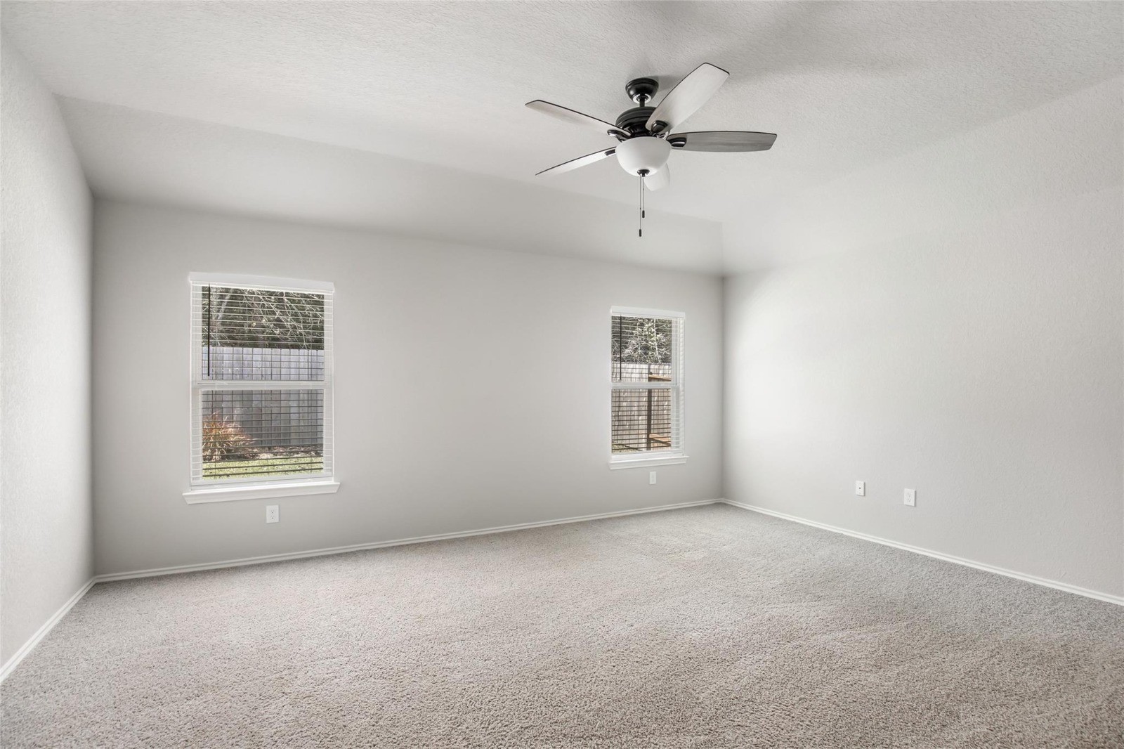 10031 Spring Creek Road Cleveland, TX 77327 - Photo 22 of 28