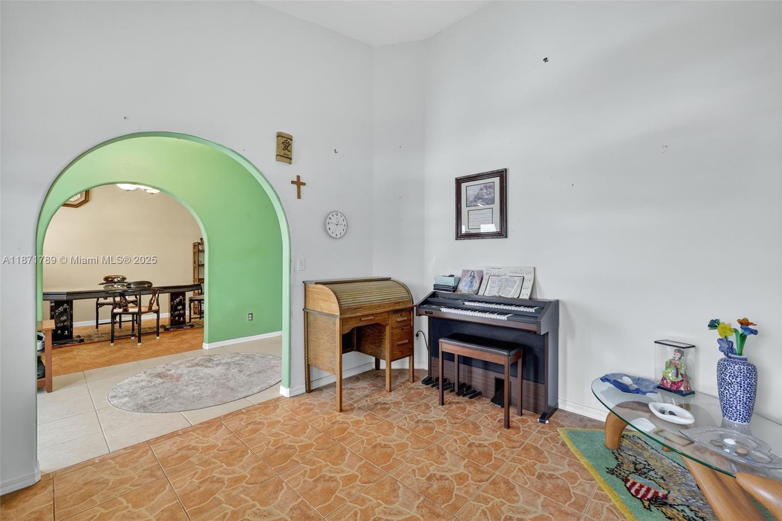 1019 Southwest California Boulevard Port St. Lucie, FL 34953 - Photo 4 of 40 a view of a livingroom with furniture