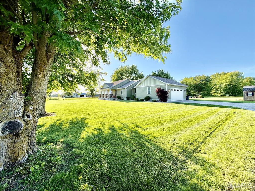 21322 Lake Ka Ho Road Mount Olive, IL 62069 - Photo 3 of 47