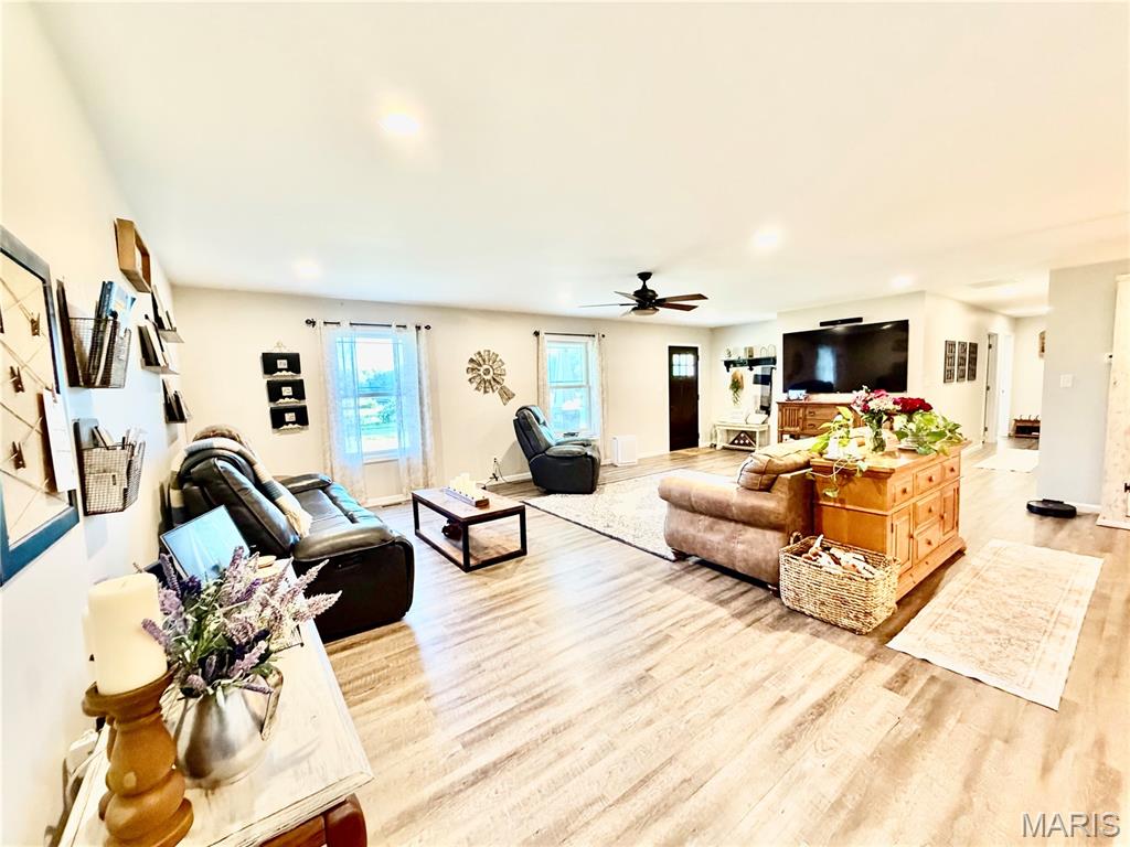 21322 Lake Ka Ho Road Mount Olive, IL 62069 - Photo 31 of 47
