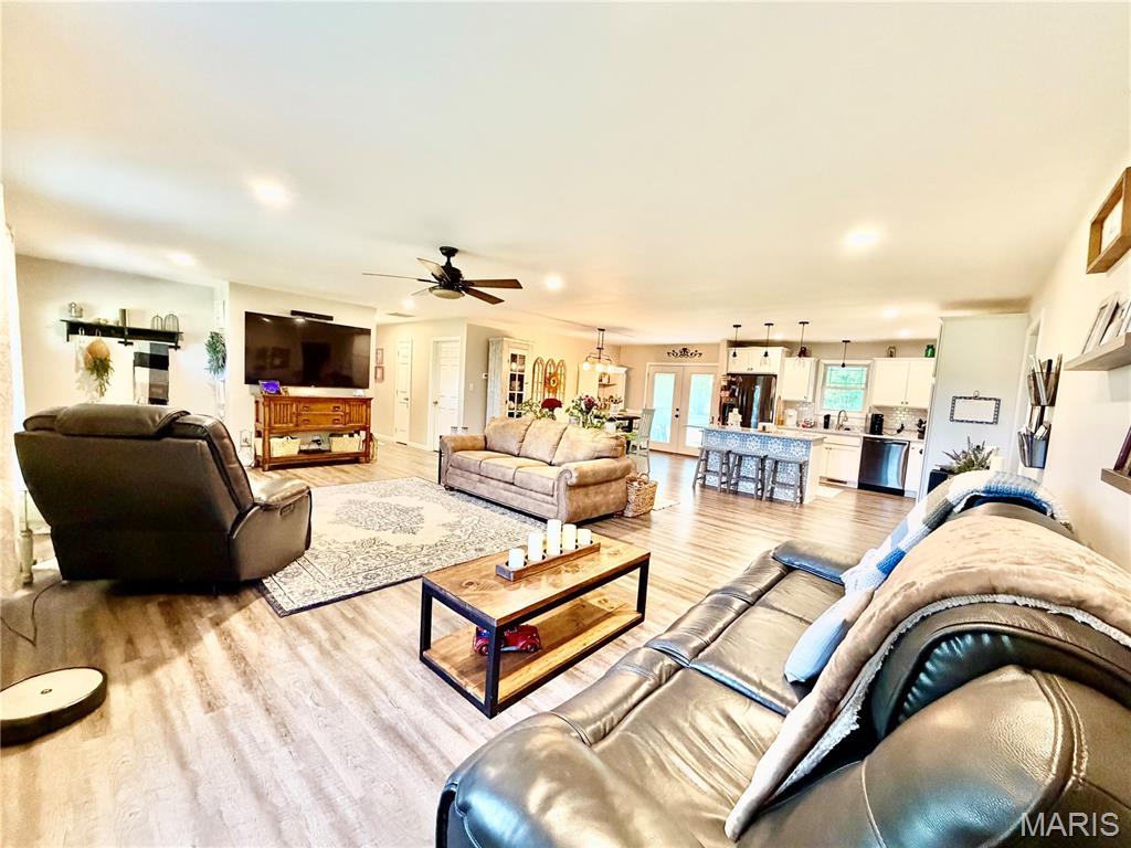 21322 Lake Ka Ho Road Mount Olive, IL 62069 - Photo 32 of 47