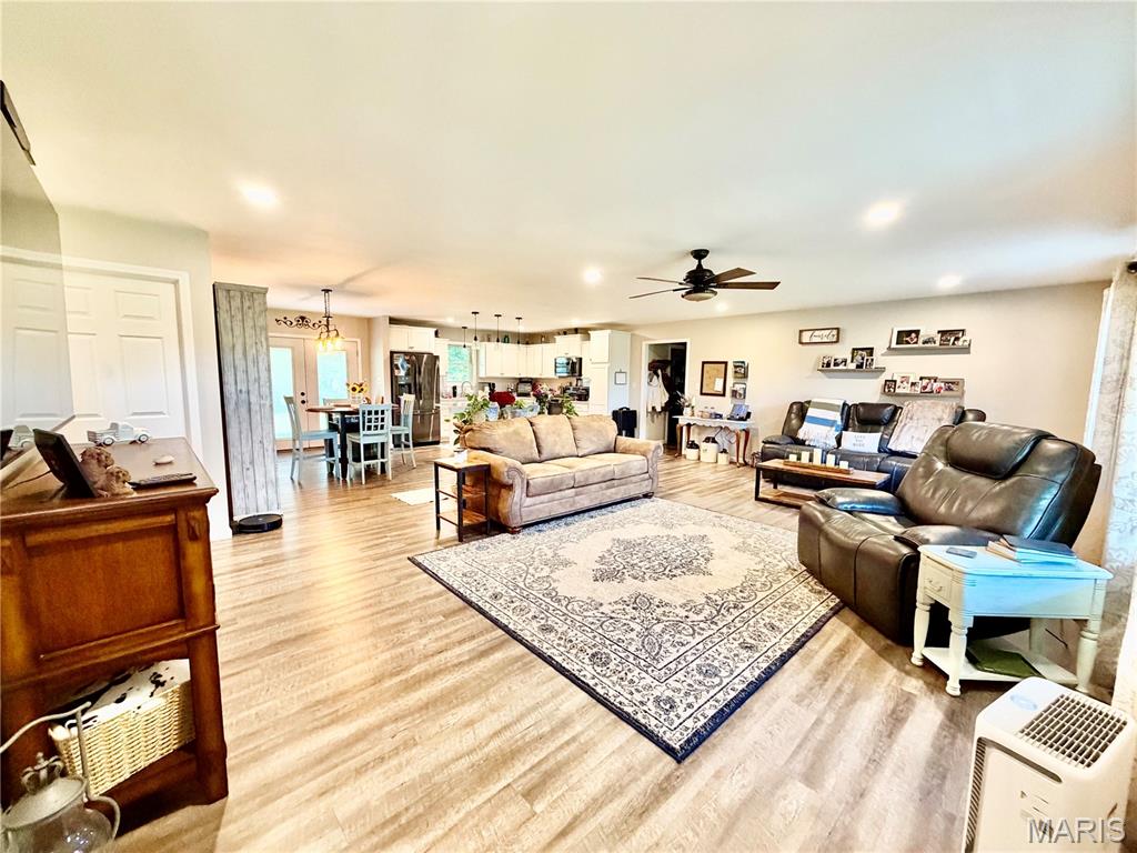 21322 Lake Ka Ho Road Mount Olive, IL 62069 - Photo 33 of 47
