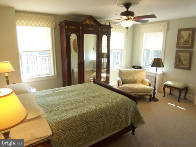 4448 Reservoir Road Northwest Washington, DC 20007 - Photo 5 of 16 Masterbedrm Suite w/Bath and Sitting Area
