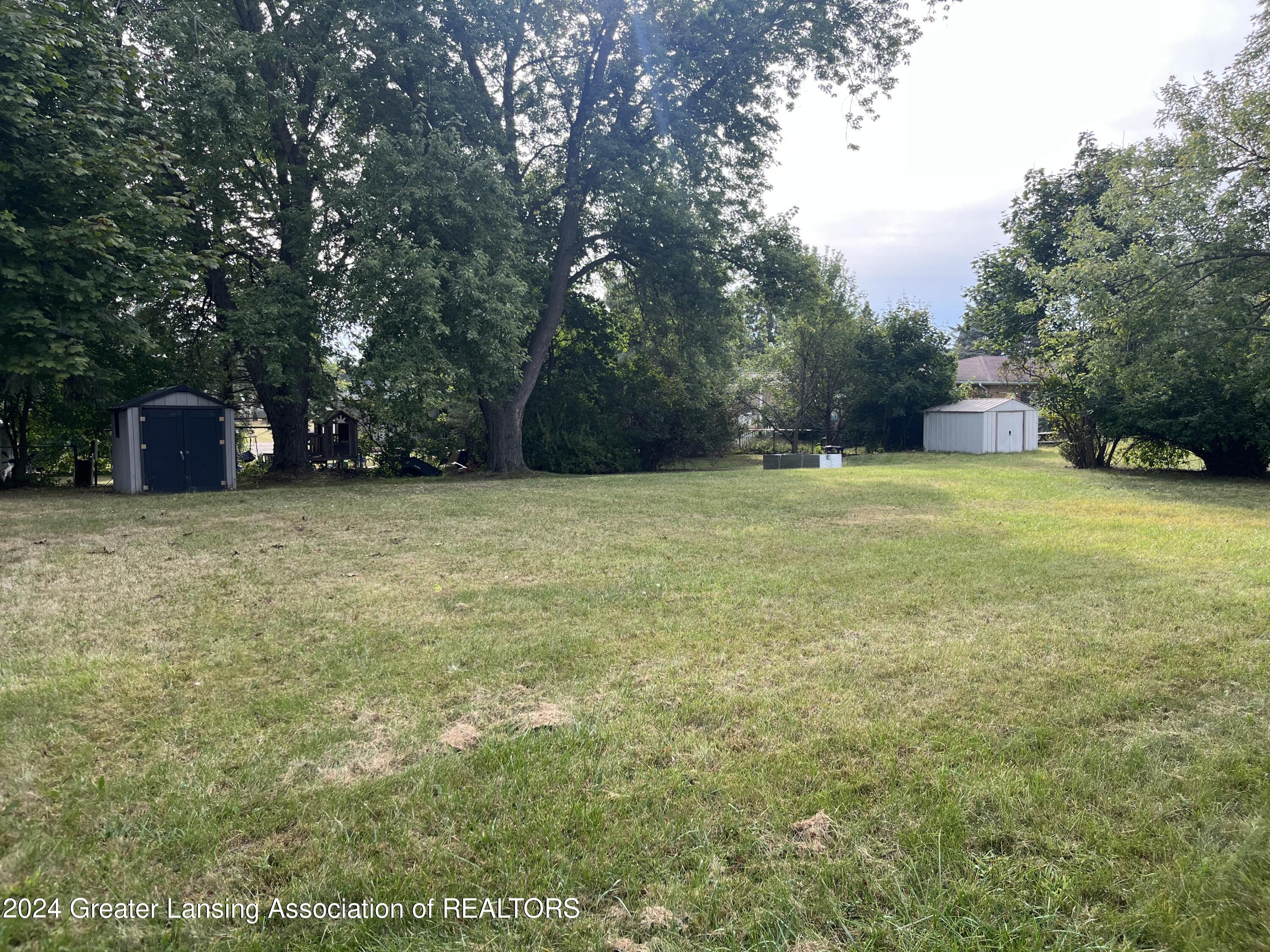 226 Grape Street Portland, MI 48875 - Photo 2 of 26 IMG_7820