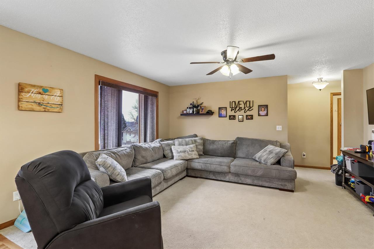451 Elm Street Riverside, IA 52327 - Photo 4 of 22 Gallery Image 4