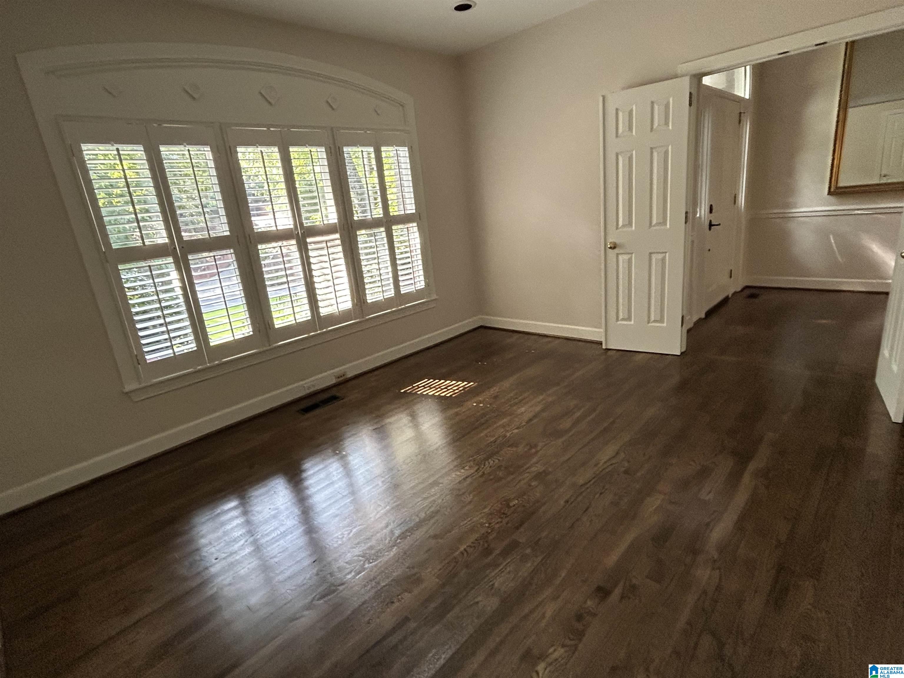 601 Bayhill Road Birmingham, AL 35244 - Photo 3 of 78