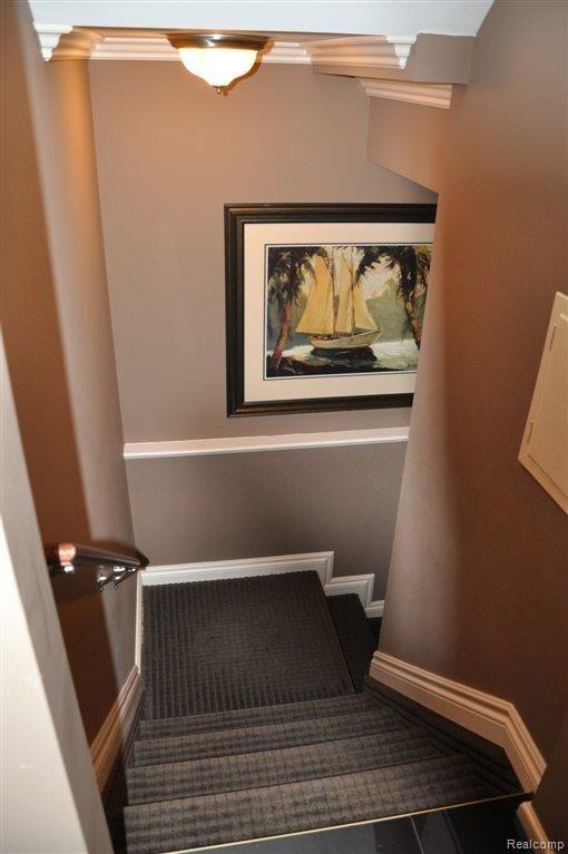 839 Cook Grosse Pointe, MI 48236 - Photo 18 of 24 DSC_1966.jpg