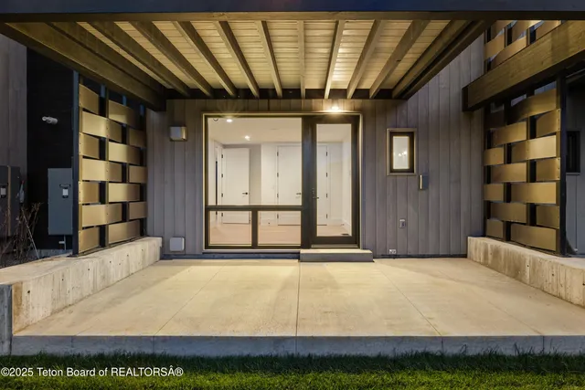 $5,850,000 | 414 Hidden Hollow Drive, Jackson, WY 83001