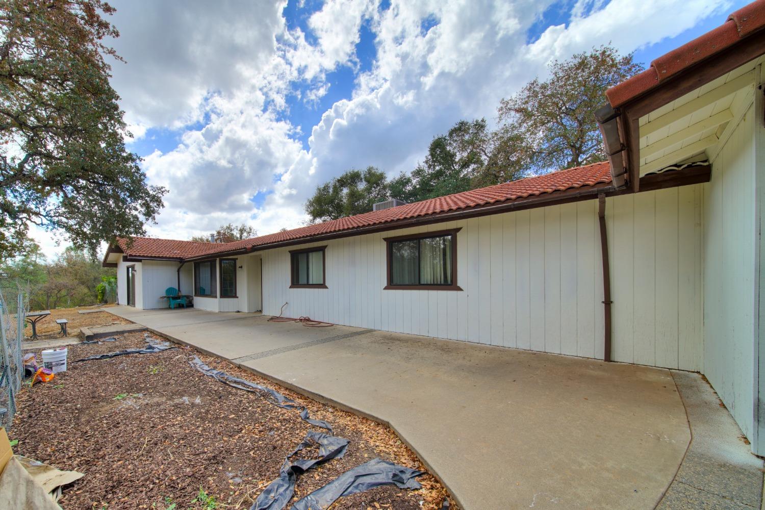 44679 Savage Road Coarsegold, CA 93614 - Photo 7 of 76 Gallery Image 7