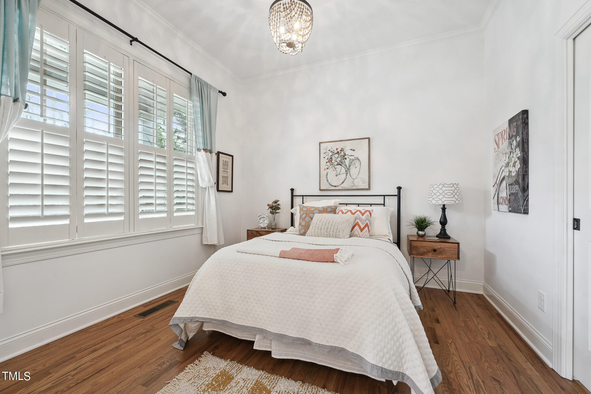11823 Wake Bluff Drive Raleigh, NC 27614 - Photo 5 of 54 DSC02592