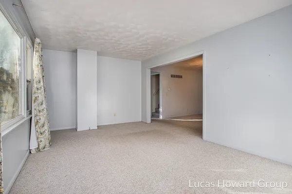 $370,000 | 8639 North 27th Street, Richland, MI 49083