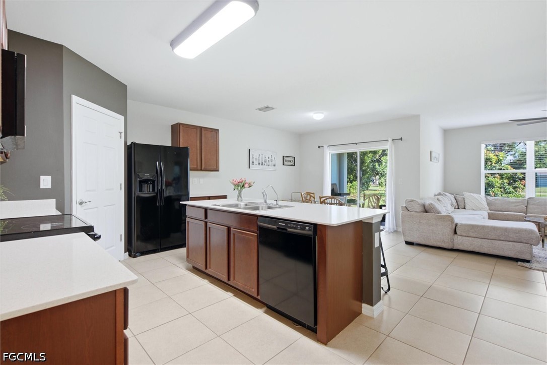 8313 Trillium Road Fort Myers, FL 33967 - Photo 5 of 23 Gallery Image 5