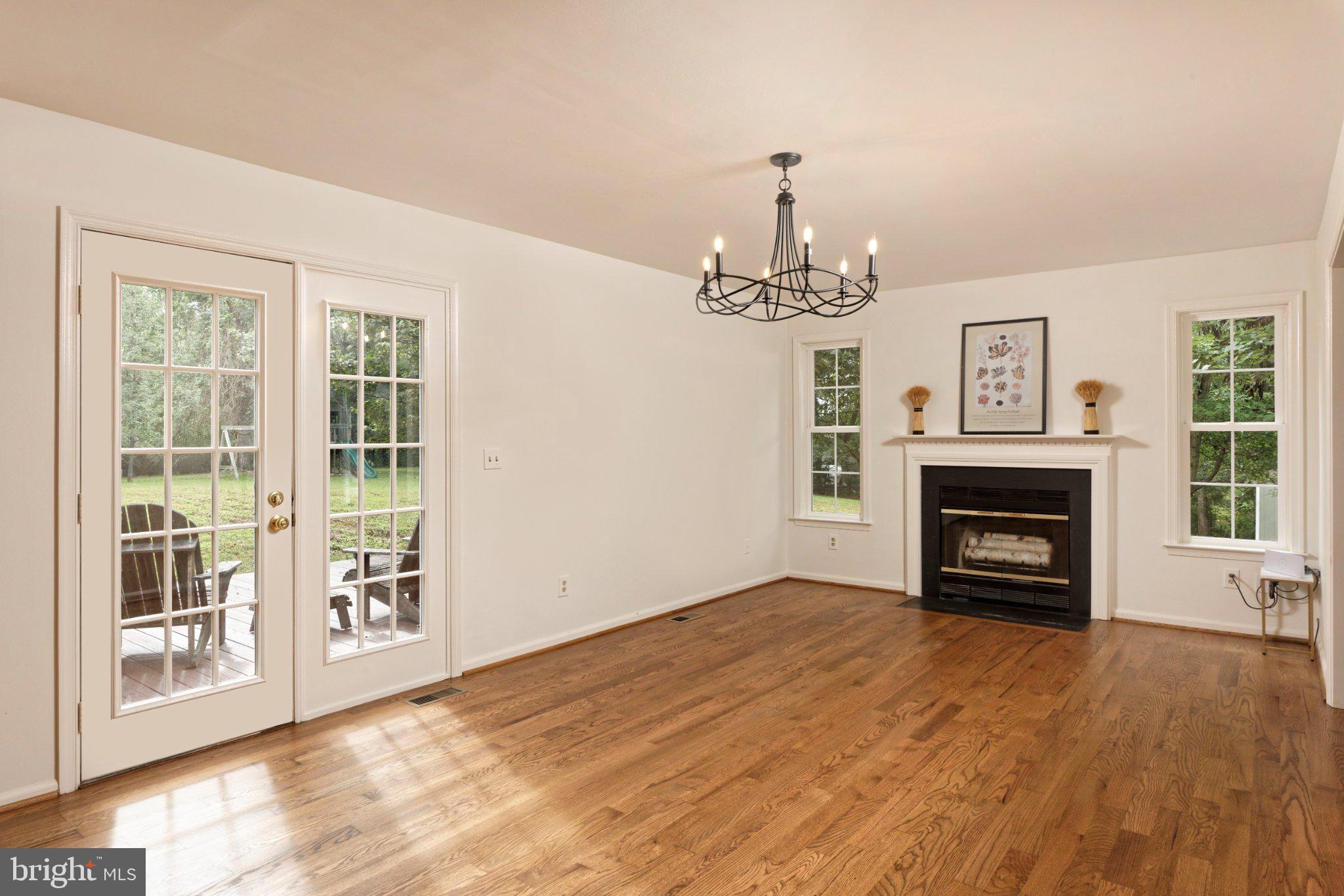 5901 Moore Road Marshall, VA 20115 - Photo 10 of 47 Family Room has fireplace & doors to back deck
