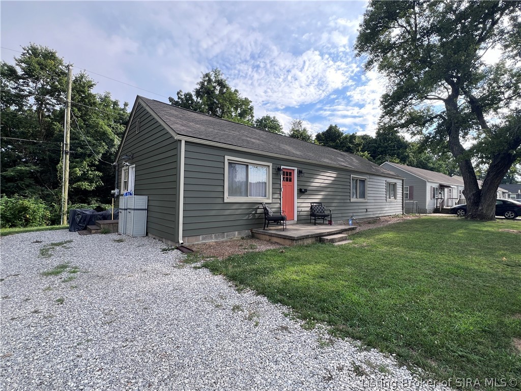 321 Ridge Road Charlestown, IN 47111 - Photo 3 of 26 Gallery Image 3