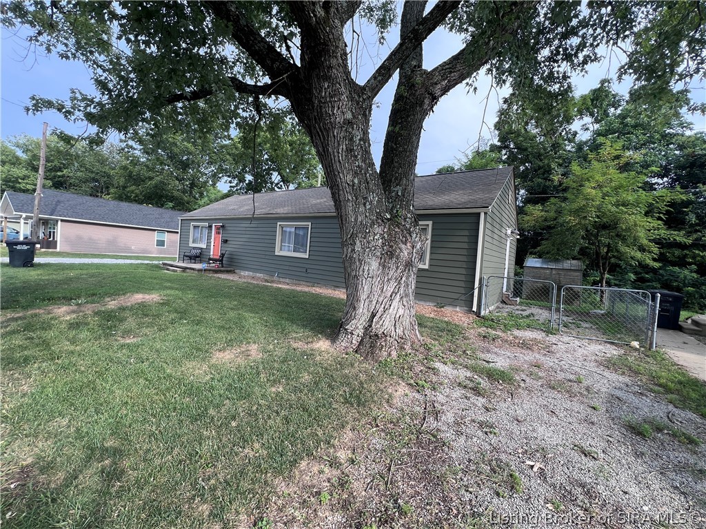 321 Ridge Road Charlestown, IN 47111 - Photo 6 of 26 Gallery Image 6