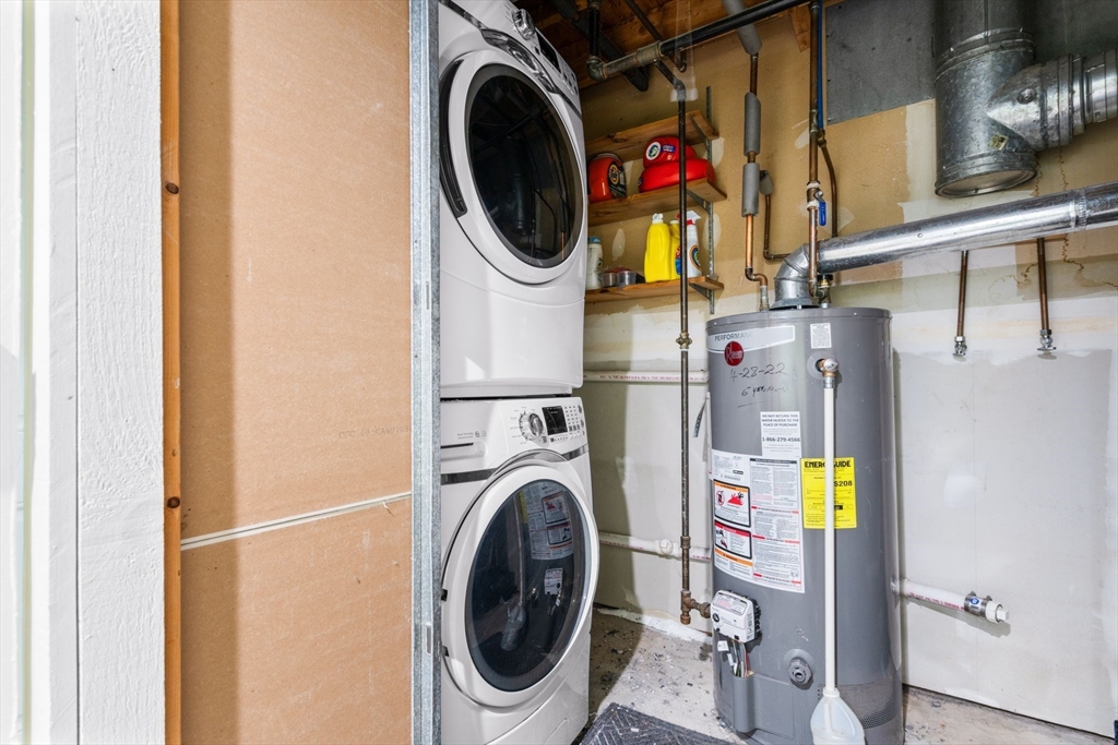 62 Emily Jeffers Road, Unit 62 Randolph, MA 02368 - Photo 31 of 31 a utility room with dryer and washer