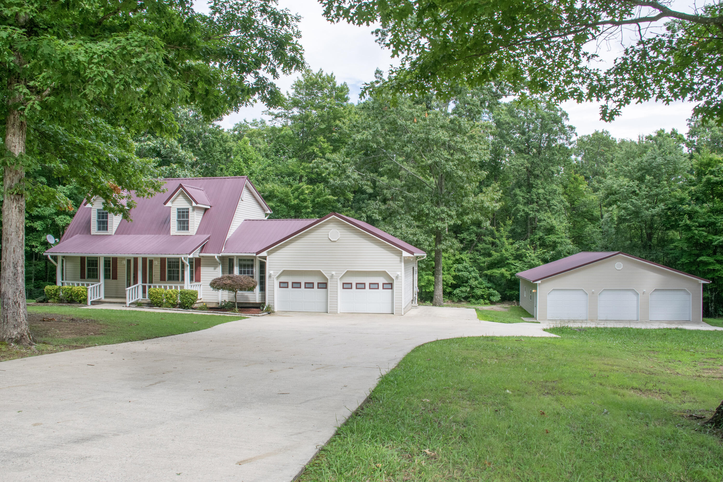 185 Coppinger Road Chattanooga, TN 37405 - Photo 1 of 25 DSC_0593
