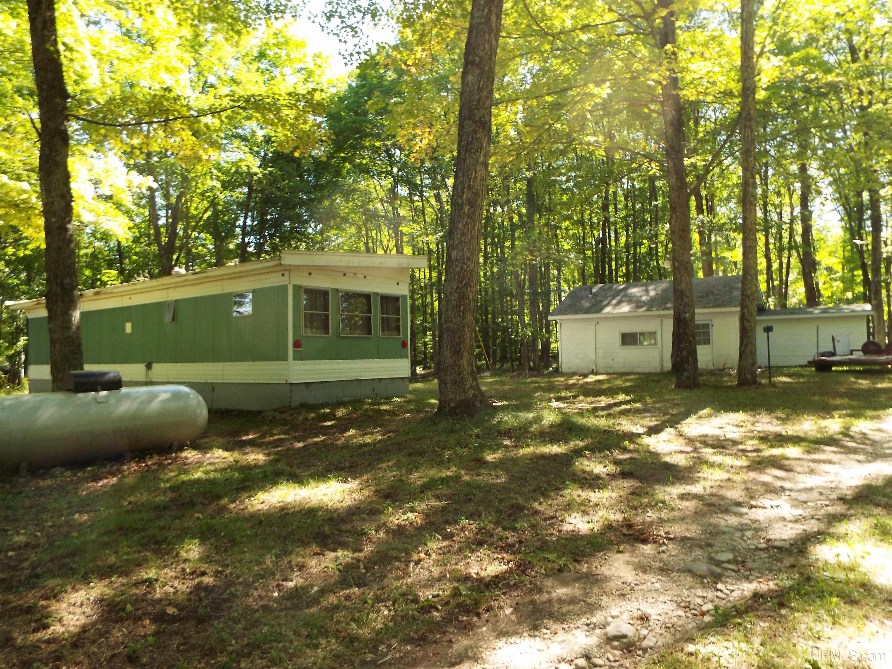 9561 Perch Bay Road Manistique, MI 49854 - Photo 13 of 18 Gallery Image 13