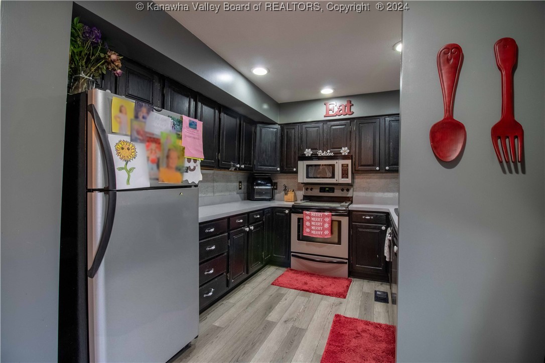 180 Elm Street Elkview, WV 25071 - Photo 21 of 46 Gallery Image 21