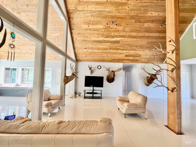 $699,000 | 22545 Angel Ridge Road, Peck, ID 83545