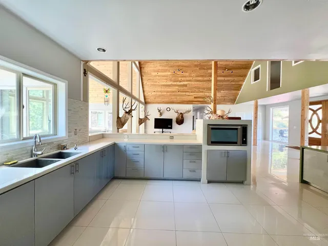 $699,000 | 22545 Angel Ridge Road, Peck, ID 83545