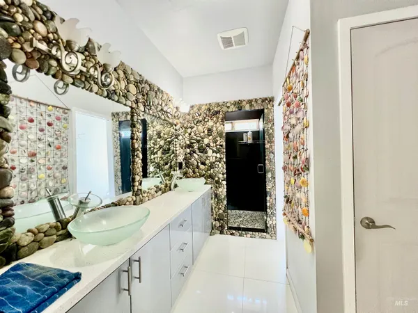 $699,000 | 22545 Angel Ridge Road, Peck, ID 83545