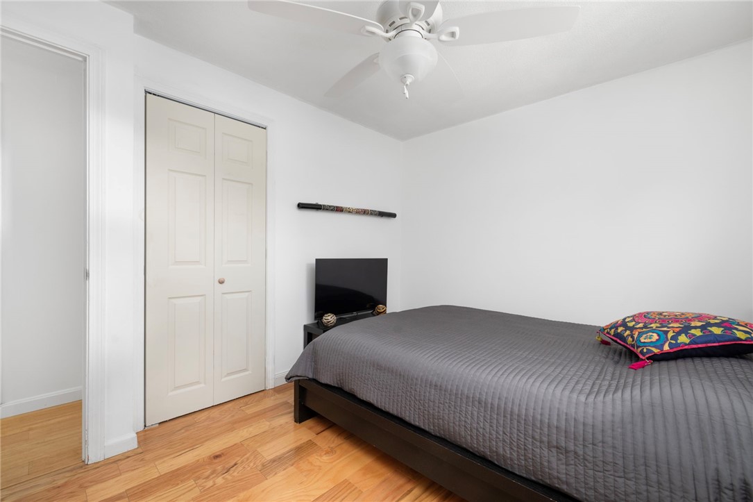 25 Webb Avenue Warwick, RI 02889 - Photo 18 of 33