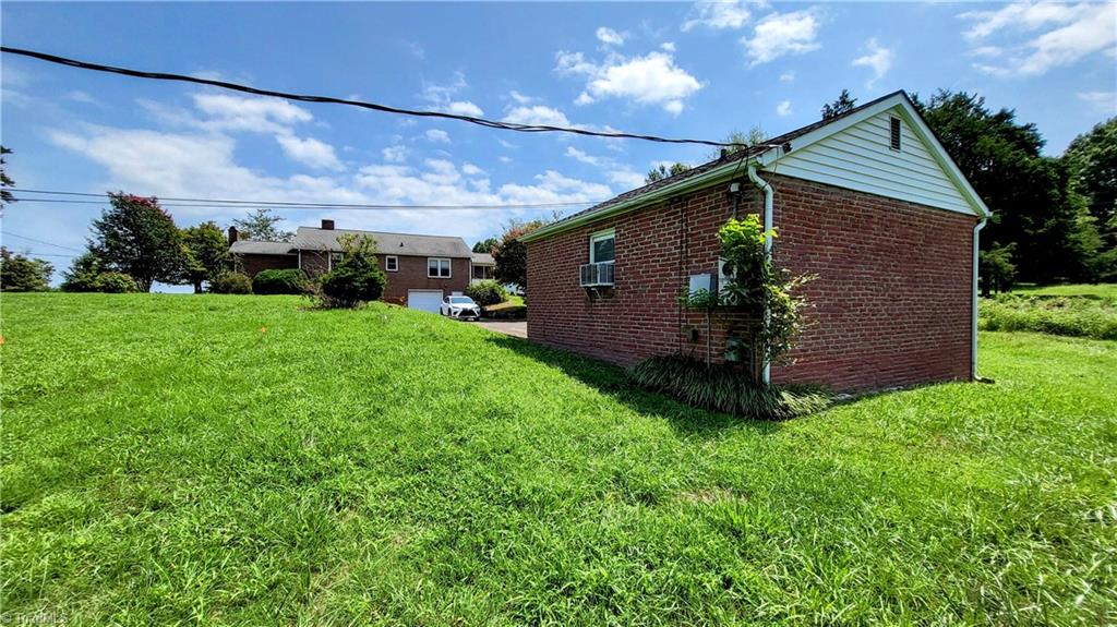 310 Sedge Garden Road Kernersville, NC 27284 - Photo 18 of 34