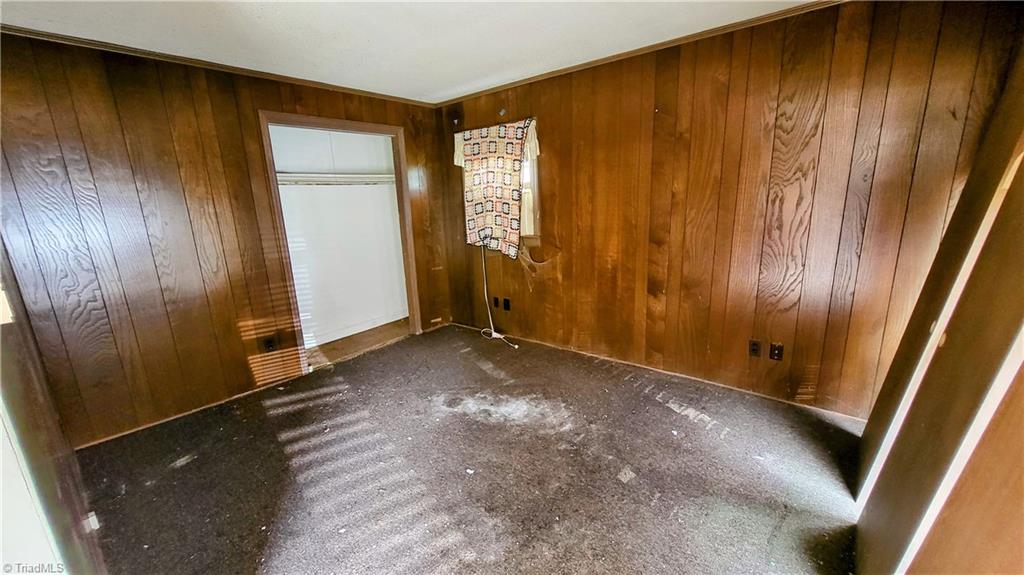 310 Sedge Garden Road Kernersville, NC 27284 - Photo 26 of 34 Apartment living room