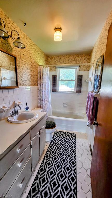 310 Sedge Garden Road Kernersville, NC 27284 - Photo 8 of 34